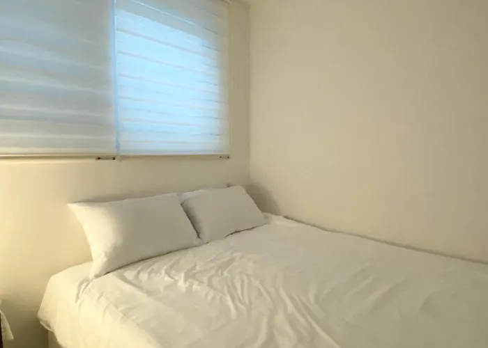 Hongdae Cozy42 4*